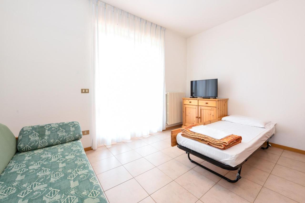 Residence Altogarda Tremosine Luaran gambar